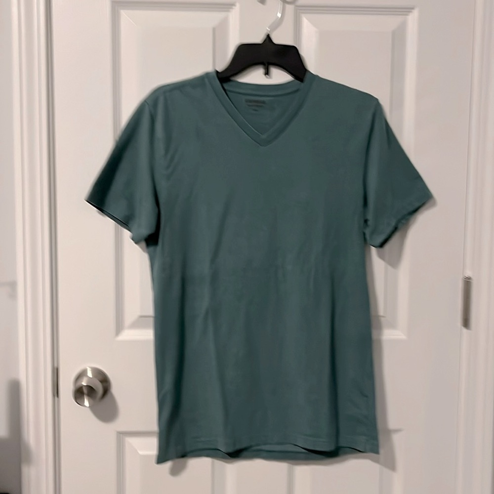 Express Men’s Crew Neck Tee Shirt